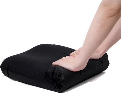 Подушка самонадувная Wild Land lnflatable Foam Pillow